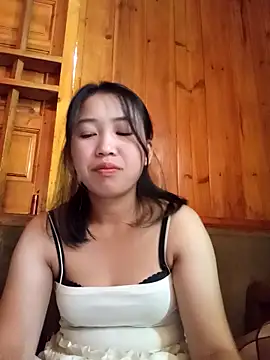 Snapshot of Suzuki_see chatting on 10/10/25, 07:53 Suzuki see online show from 10/10/25, 07:53