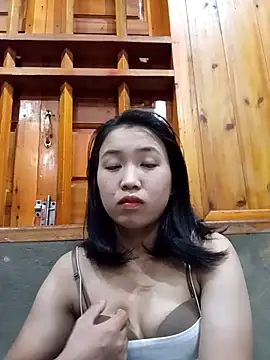 Snapshot of Suzuki_see chatting on 09/29/25, 01:28 Suzuki see online show from 09/29/25, 01:28