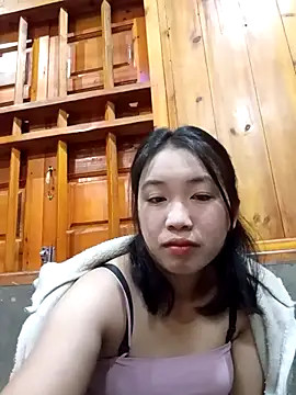 Snapshot of Suzuki_see chatting on 09/27/25, 10:05 Suzuki see online show from 09/27/25, 10:05