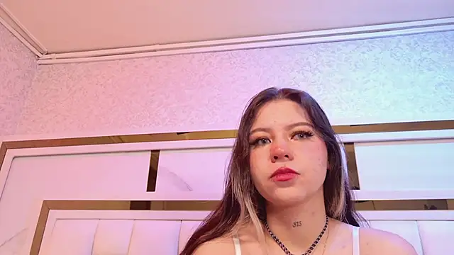 Snapshot of samanthaa_sm chatting on 02/19/26, 12:02 samanthaa sm online show from 02/19/26, 12:02