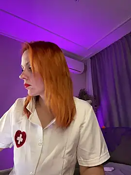 FlameQueen online show from 10/31/25, 01:19