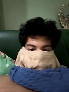 Snapshot of hiii_hottea chatting on 10/10/25, 04:57 hiii hottea online show from 10/10/25, 04:57