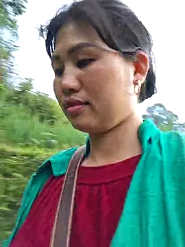 Snapshot of diamond-- chatting on 07/06/26, 11:28 diamond-- online show from 07/06/26, 11:28
