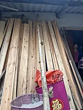 Snapshot of diamond-- chatting on 12/14/25, 12:39 diamond-- online show from 12/14/25, 12:39