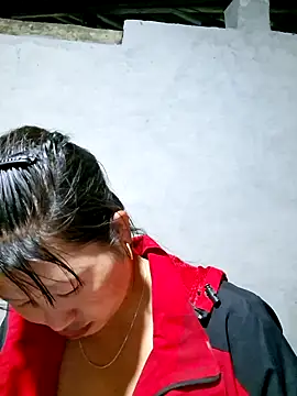 Snapshot of diamond-- chatting on 11/11/25, 09:48 diamond-- online show from 11/11/25, 09:48