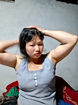 Snapshot of diamond-- chatting on 10/16/25, 10:07 diamond-- online show from 10/16/25, 10:07