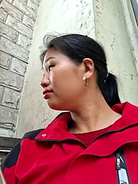 Snapshot of diamond-- chatting on 07/05/26, 11:22 diamond-- online show from 07/05/26, 11:22