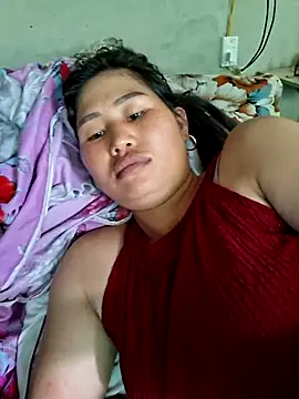 Snapshot of diamond-- chatting on 07/14/26, 05:34 diamond-- online show from 07/14/26, 05:34