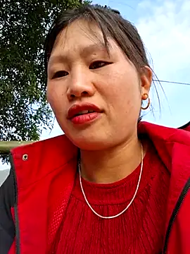 Snapshot of diamond-- chatting on 12/03/25, 01:39 diamond-- online show from 12/03/25, 01:39