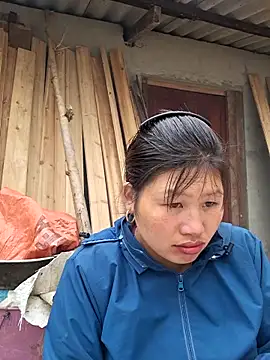 Snapshot of diamond-- chatting on 12/16/25, 03:00 diamond-- online show from 12/16/25, 03:00