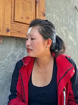 Snapshot of diamond-- chatting on 10/28/25, 07:07 diamond-- online show from 10/28/25, 07:07