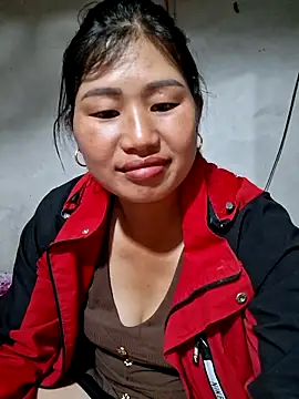 Snapshot of diamond-- chatting on 06/10/26, 01:23 diamond-- online show from 06/10/26, 01:23