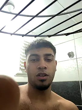 Snapshot of astoperaa chatting on 10/01/25, 04:55 astoperaa online show from 10/01/25, 04:55