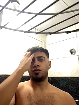 Snapshot of astoperaa chatting on 09/21/25, 04:23 astoperaa online show from 09/21/25, 04:23