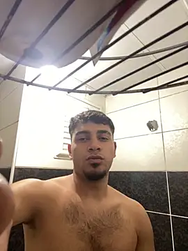 Snapshot of astoperaa chatting on 10/10/25, 06:09 astoperaa online show from 10/10/25, 06:09