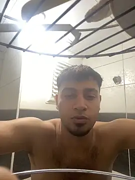 astoperaa online show from 11/20/25, 07:36