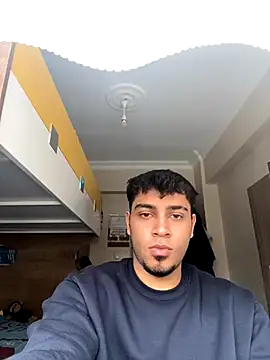 Snapshot of astoperaa chatting on 10/24/25, 10:36 astoperaa online show from 10/24/25, 10:36