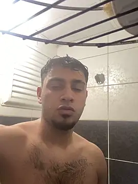 astoperaa online show from 12/17/25, 08:14