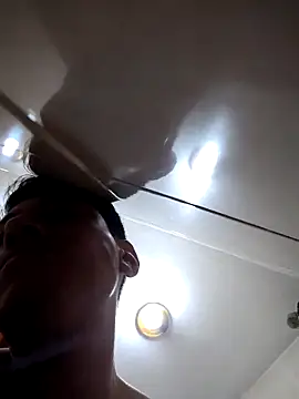 Snapshot of Carlos27hot chatting on 10/24/25, 04:28 Carlos27hot online show from 10/24/25, 04:28