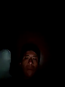 Snapshot of Carlos27hot chatting on 11/11/25, 09:48 Carlos27hot online show from 11/11/25, 09:48