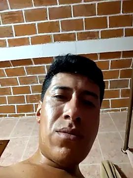 Snapshot of Carlos27hot chatting on 10/17/25, 12:36 Carlos27hot online show from 10/17/25, 12:36