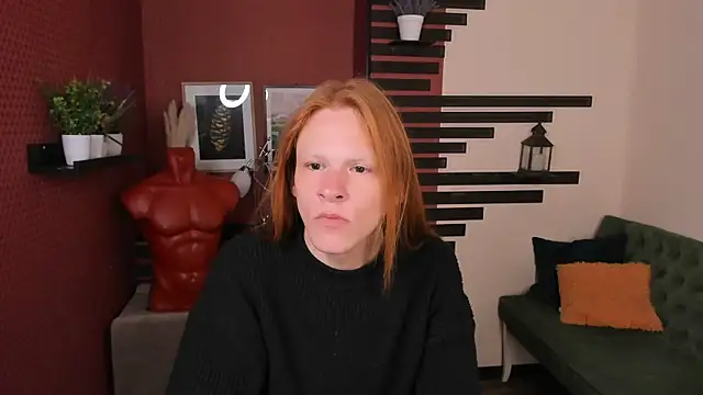 ChloeValentinee online show from 10/13/25, 09:22