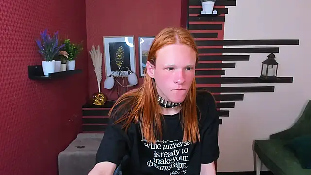 ChloeValentinee online show from 09/24/25, 12:11