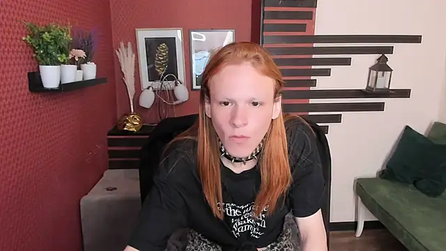 ChloeValentinee online show from 09/30/25, 09:26