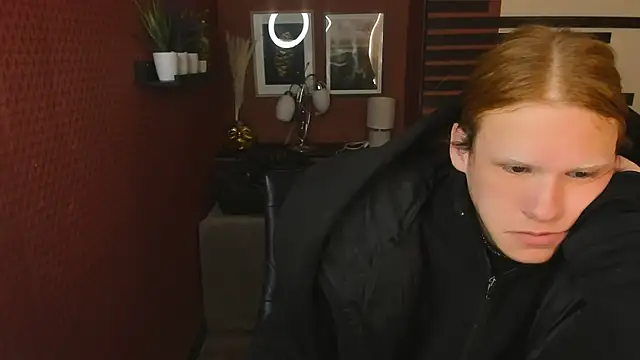 ChloeValentinee online show from 11/26/25, 10:59