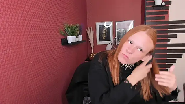 ChloeValentinee online show from 10/07/25, 09:32