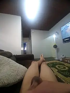 douglasdesouza22 online show from 12/04/25, 07:13