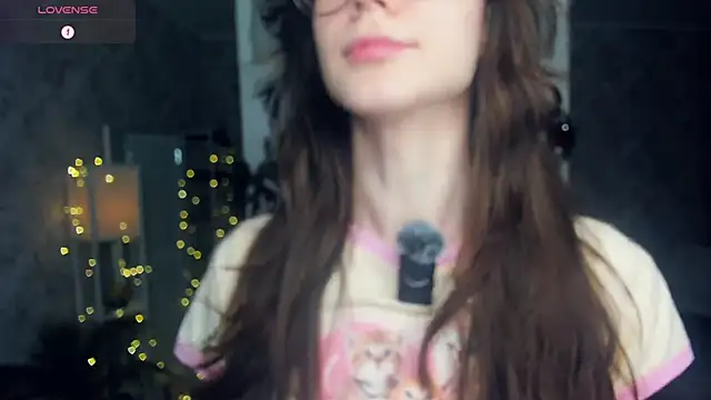 ReneeLippeatt online show from 12/18/25, 07:18