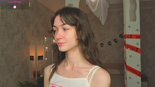 ReneeLippeatt online show from 10/29/25, 07:24