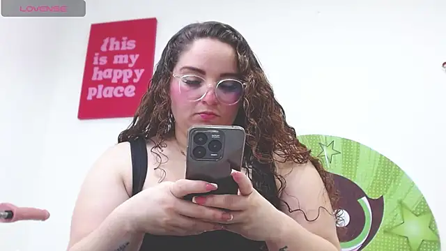 AmandaaWats online show from 04/24/26, 12:12