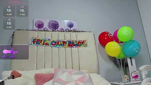 AmandaaWats online show from 11/20/25, 04:07