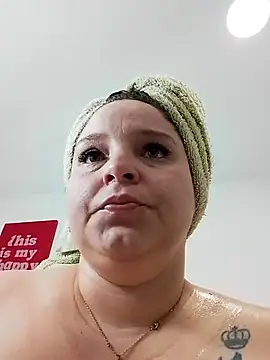 AmandaaWats online show from 05/29/26, 10:27