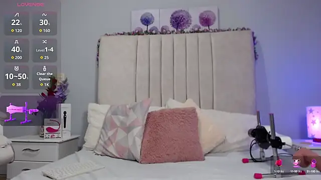 AmandaaWats online show from 09/30/25, 07:53