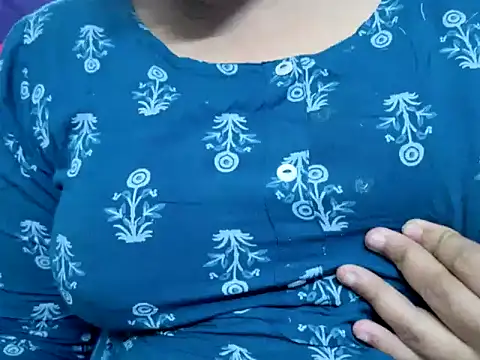 tamilqueenbaby online show from 09/27/25, 11:38