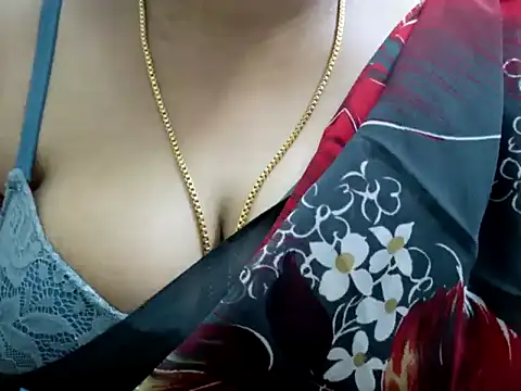 tamilqueenbaby online show from 10/08/25, 01:45