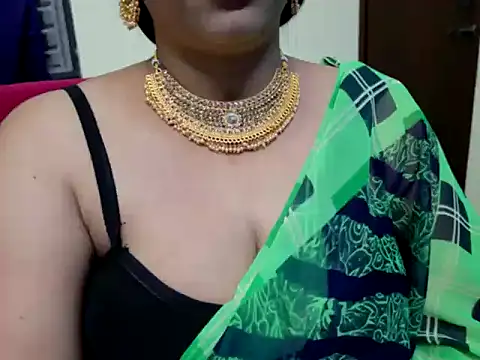tamilqueenbaby online show from 09/22/25, 10:49