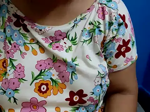 tamilqueenbaby online show from 10/18/25, 11:18