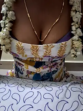 jasminetaml online show from 10/24/25, 12:26