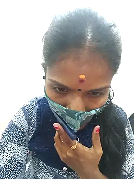 Tamil Yalini12 online show from 10/26/25, 08:09