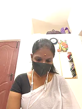 Tamil Yalini12 online show from 03/15/26, 01:51