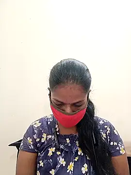 Snapshot of Tamil_Yalini12 chatting on 02/06/26, 06:31 Tamil Yalini12 online show from 02/06/26, 06:31