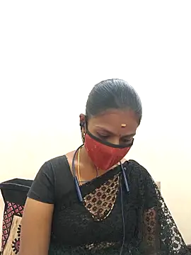 Snapshot of Tamil_Yalini12 chatting on 02/01/26, 07:50 Tamil Yalini12 online show from 02/01/26, 07:50