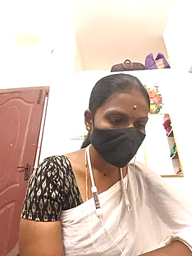 Tamil Yalini12 online show from 03/25/26, 06:46