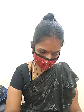 Tamil Yalini12 online show from 11/22/25, 08:57