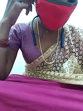 Snapshot of Tamil_Yalini12 chatting on 02/08/26, 08:01 Tamil Yalini12 online show from 02/08/26, 08:01