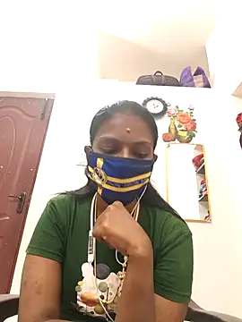 Snapshot of Tamil_Yalini12 chatting on 03/01/26, 08:25 Tamil Yalini12 online show from 03/01/26, 08:25